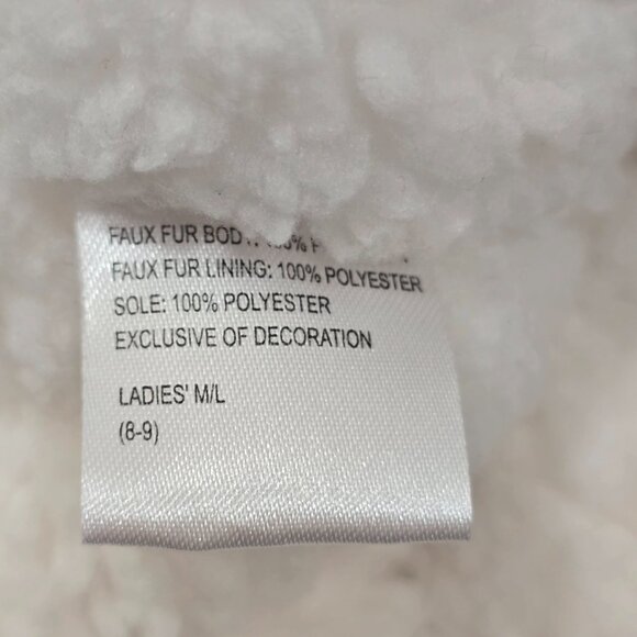 Jane & Bleecker White Fuzzy Slippers Fur Sherpa Lined Size M/L 8 9 Mukluks Pair - Picture 6 of 6